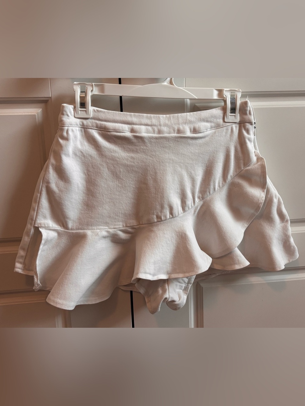 Women's White Ruffle Skort - Classic Casual
